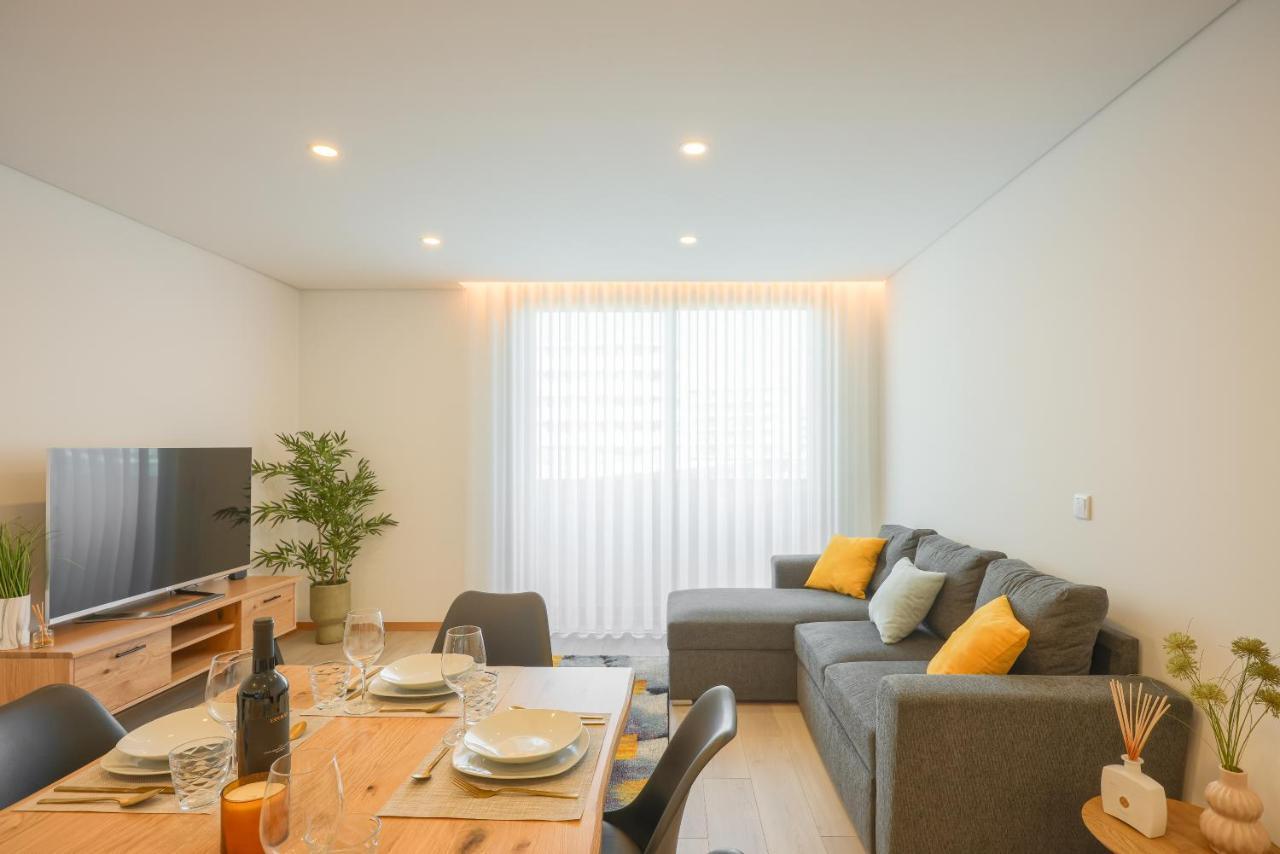 Alameda 74 Luxury Apartment By Home Sweet Home アヴェイロ エクステリア 写真