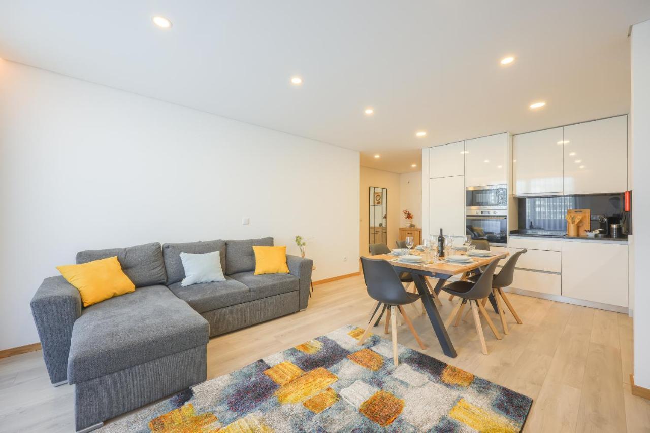 Alameda 74 Luxury Apartment By Home Sweet Home アヴェイロ エクステリア 写真