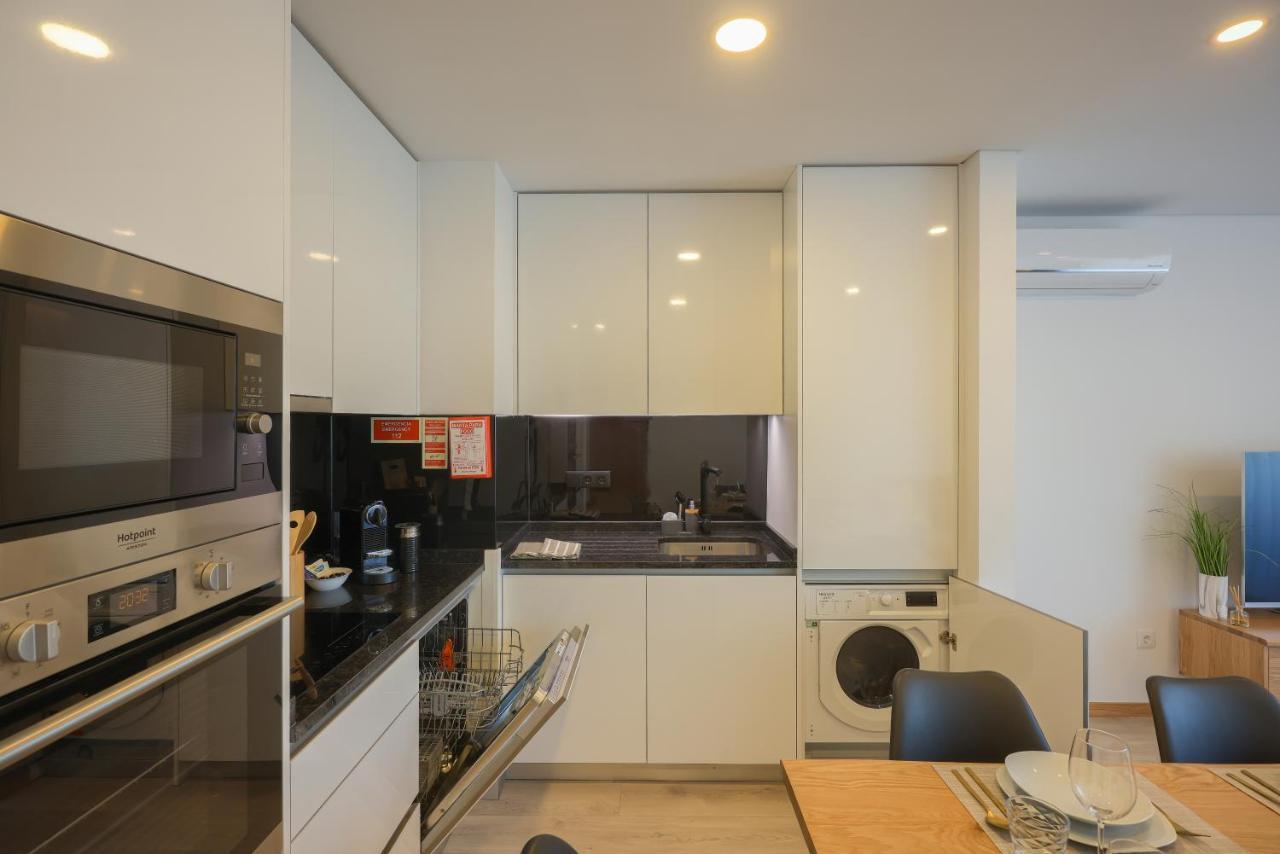 Alameda 74 Luxury Apartment By Home Sweet Home アヴェイロ エクステリア 写真
